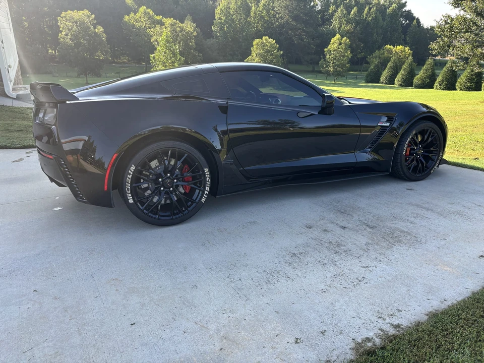 2017 Chevrolet Corvette C7 Z06 - Image 17 of 31