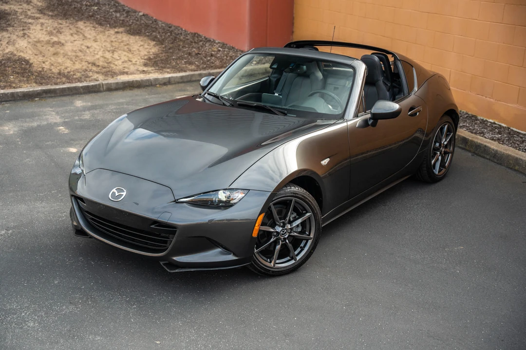 2017 Mazda ND MX-5 Miata - Image 4 of 31