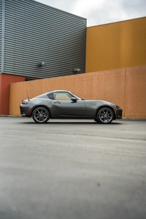 2017 Mazda ND MX-5 Miata - Image 19 of 31