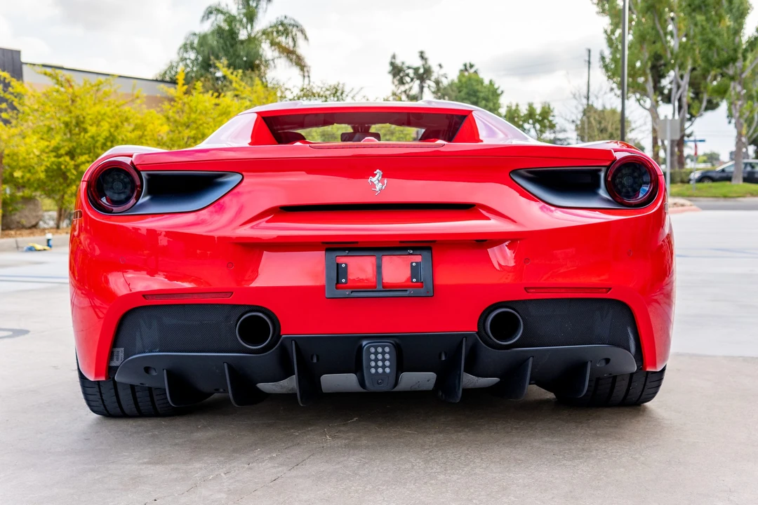 2018 Ferrari 488 Spider - Image 7 of 31