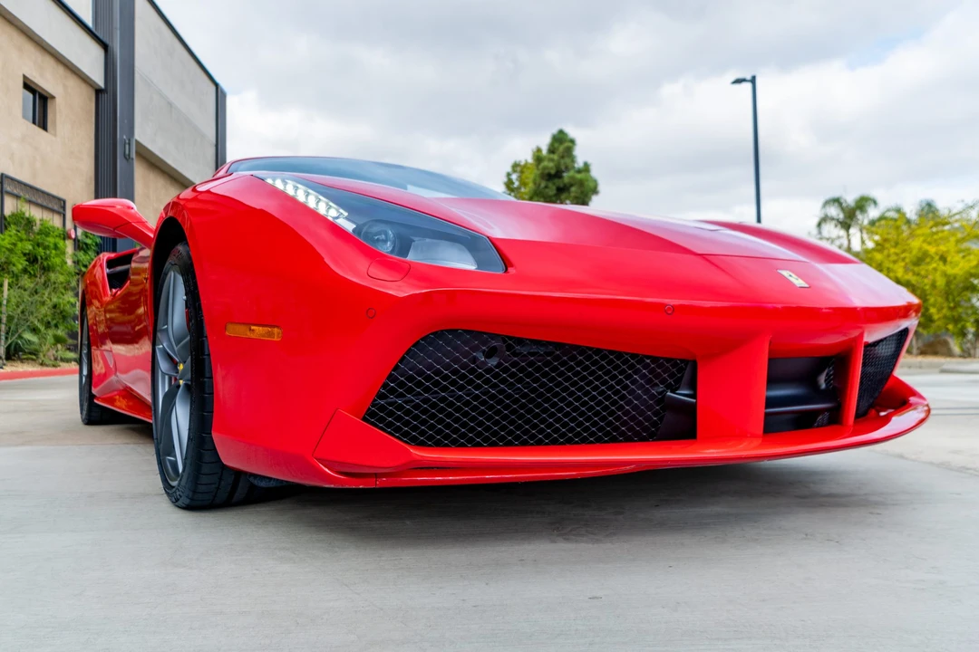 2018 Ferrari 488 Spider - Image 30 of 31