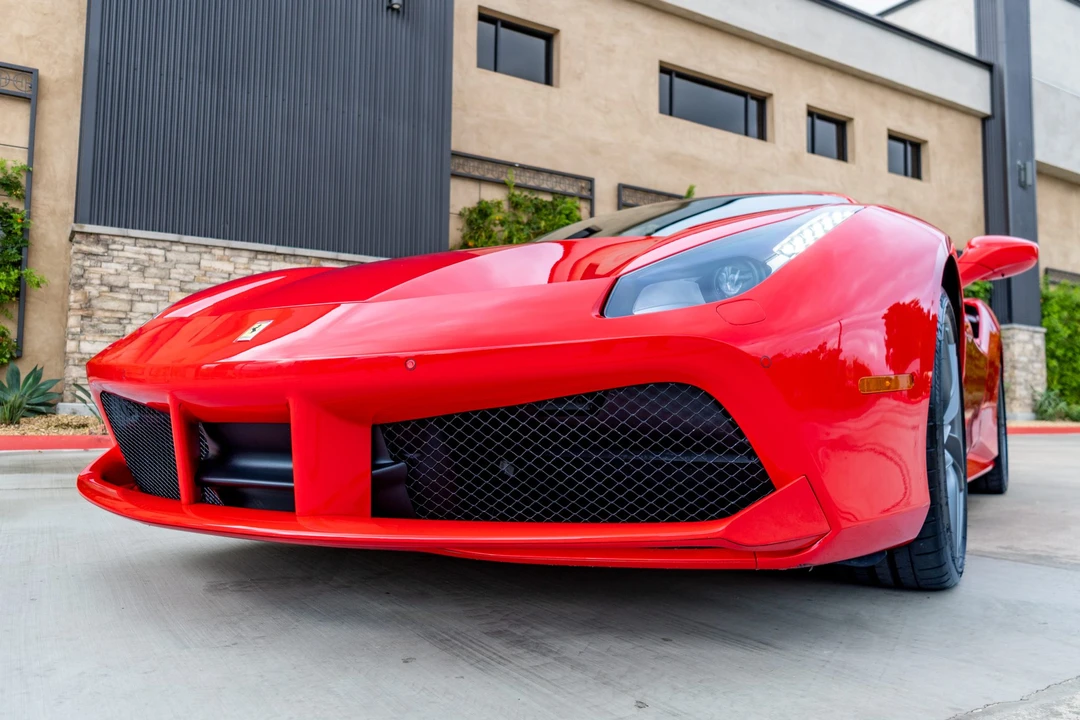 2018 Ferrari 488 Spider - Image 18 of 31