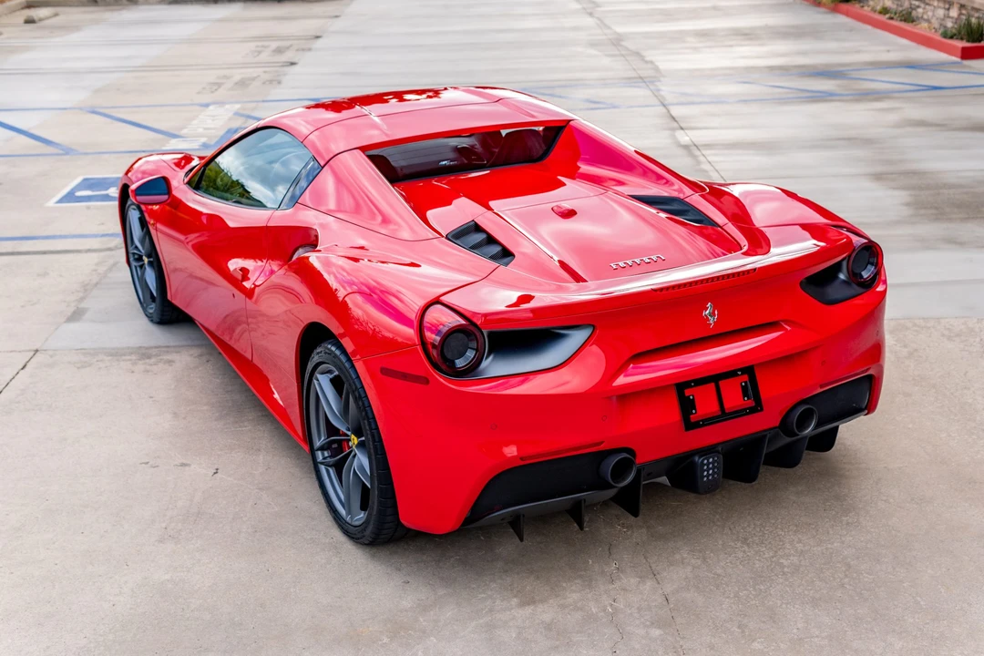 2018 Ferrari 488 Spider - Image 6 of 31