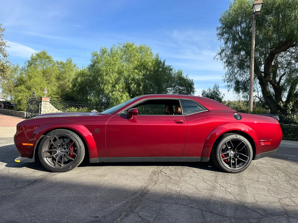 2019 Dodge Challenger SRT Hellcat 3rd Gen - Image 8 of 31