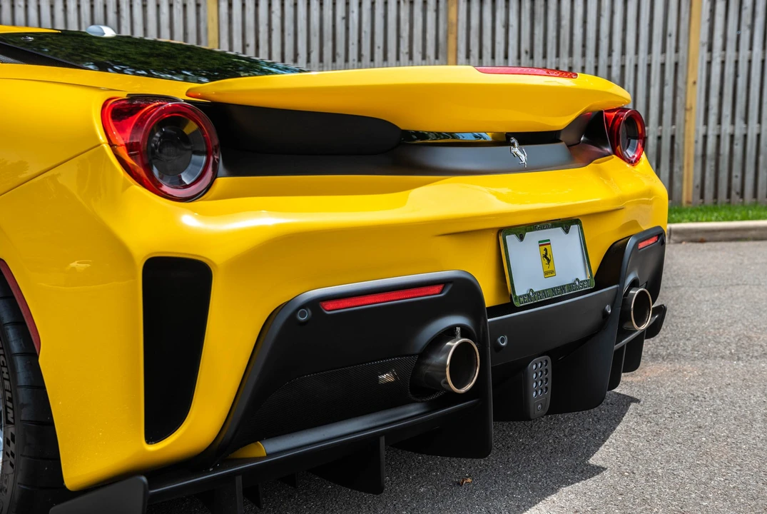 2019 Ferrari 488 Pista - Image 14 of 31