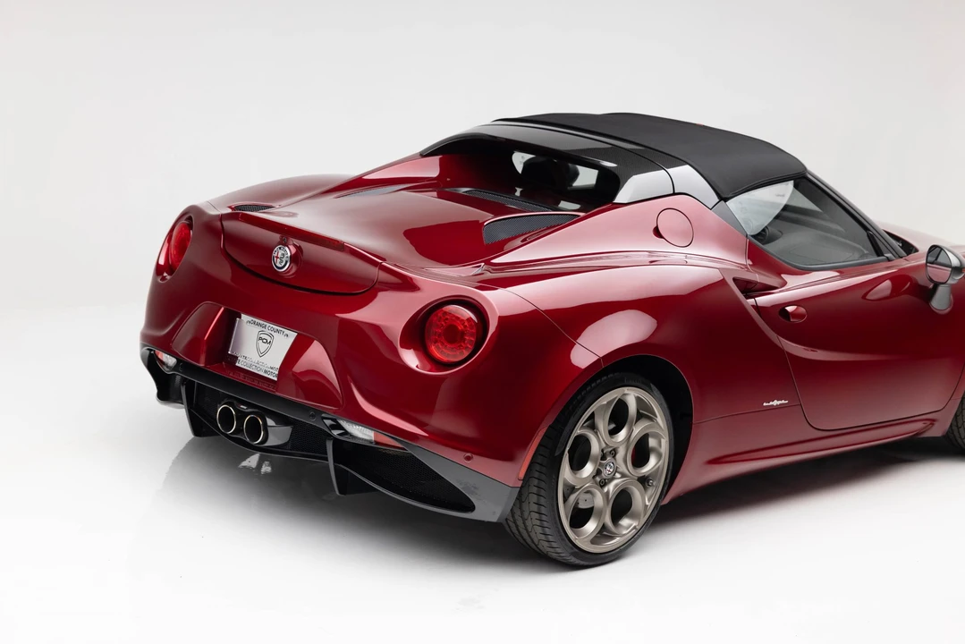 2020 Alfa Romeo 4C Spider - Image 27 of 31