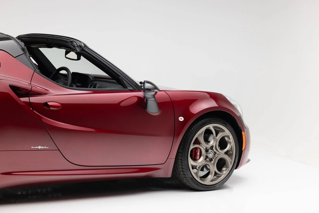 2020 Alfa Romeo 4C Spider - Image 31 of 31