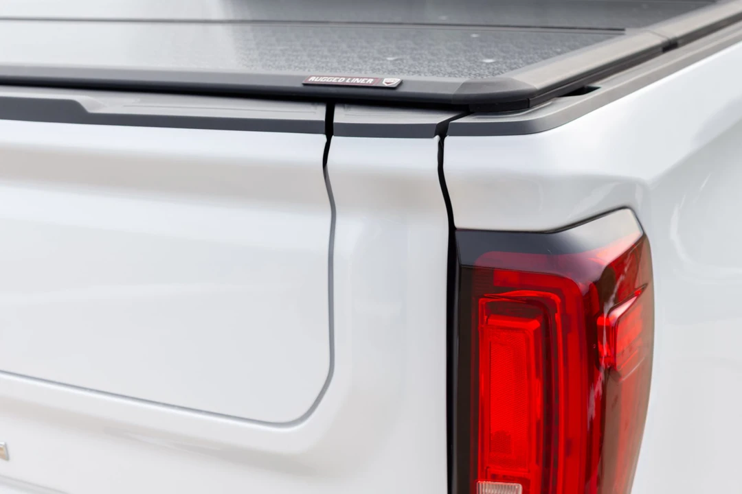 2020 GMC Sierra 5th Gen - Image 15 of 31