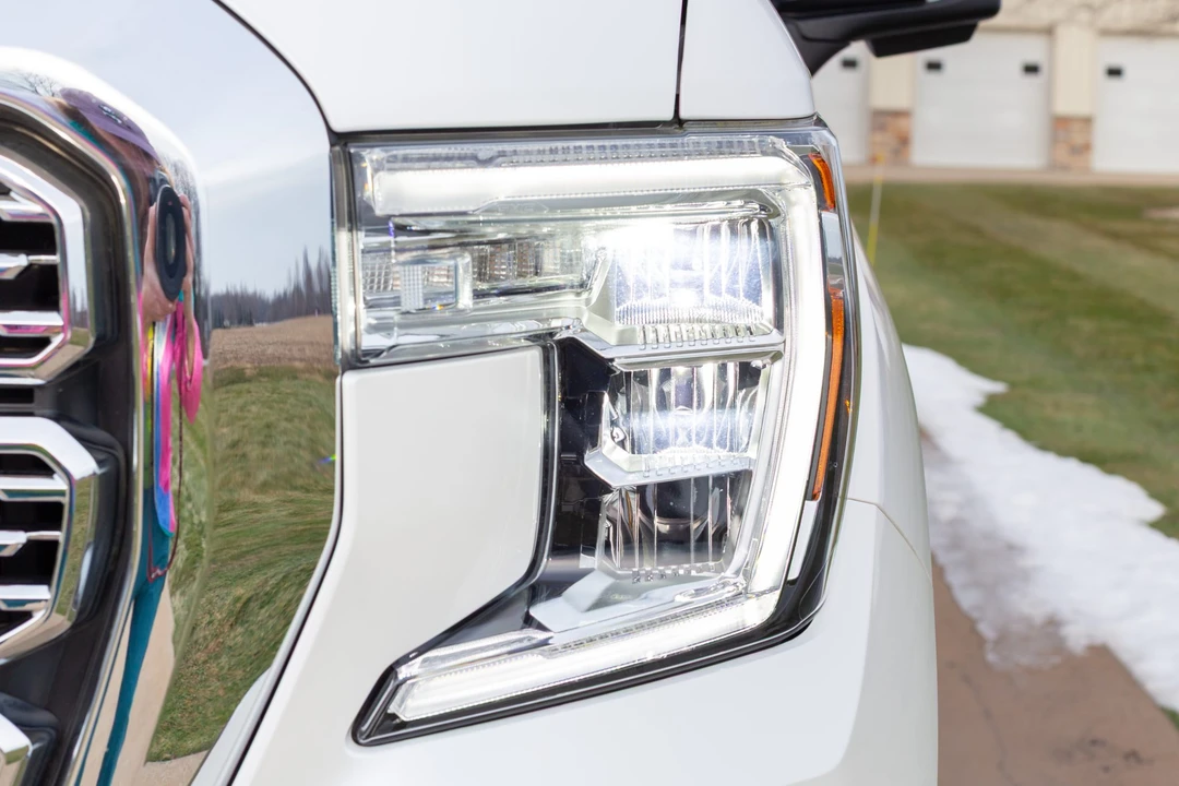 2020 GMC Sierra 5th Gen - Image 10 of 31