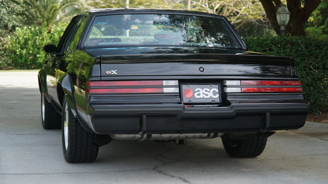1987 Buick Grand National GNX - Image 10 of 31