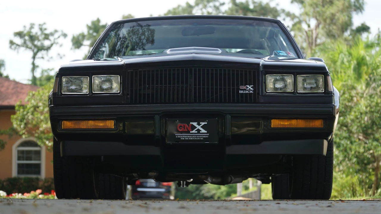 1987 Buick Grand National GNX - Image 4 of 31