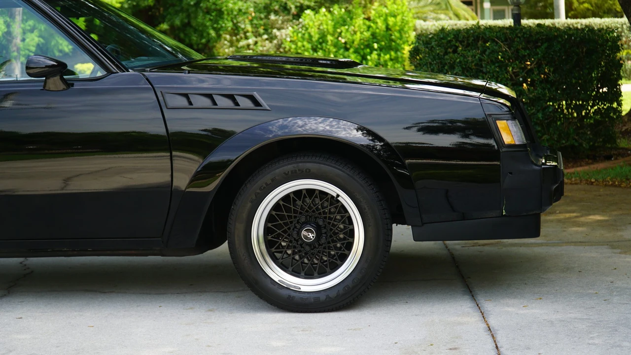 1987 Buick Grand National GNX - Image 20 of 31