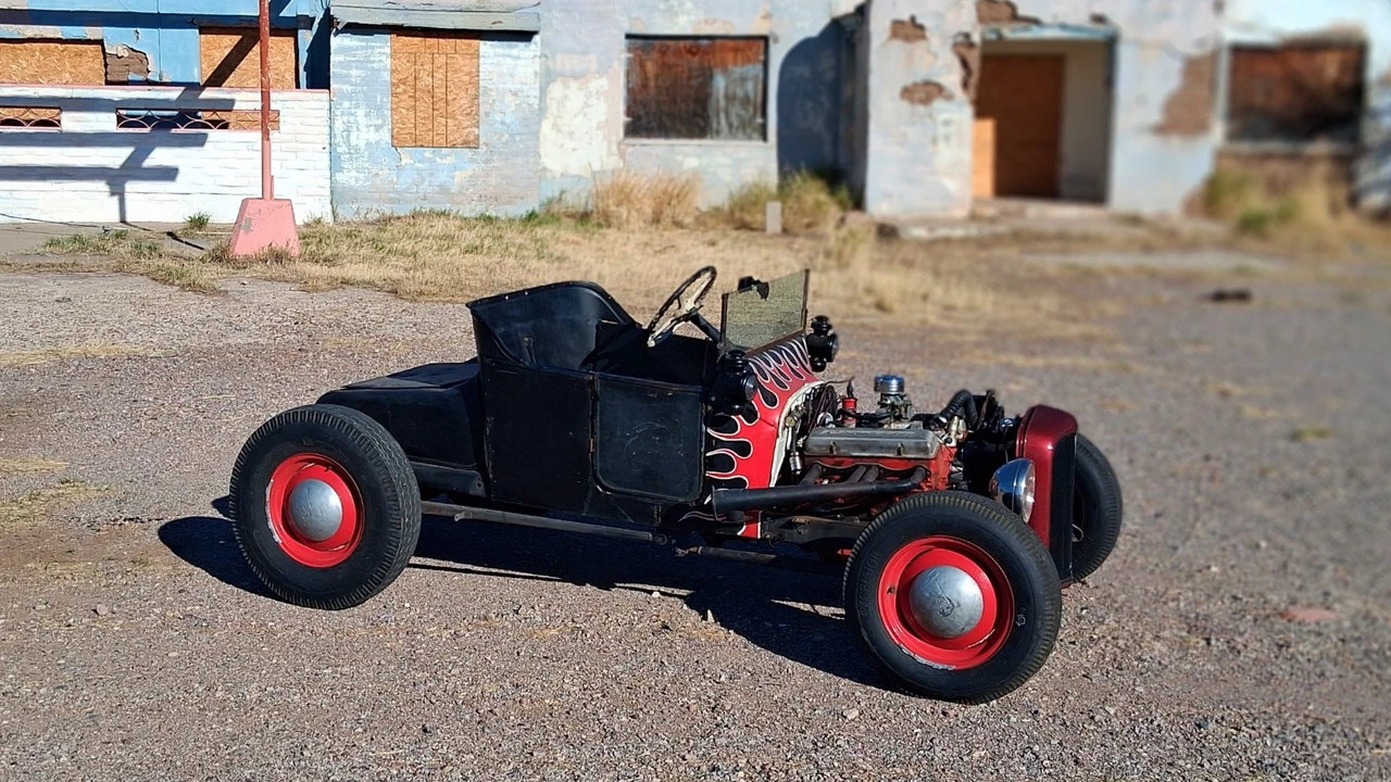 Ford Hot Rod - Image 19 of 31