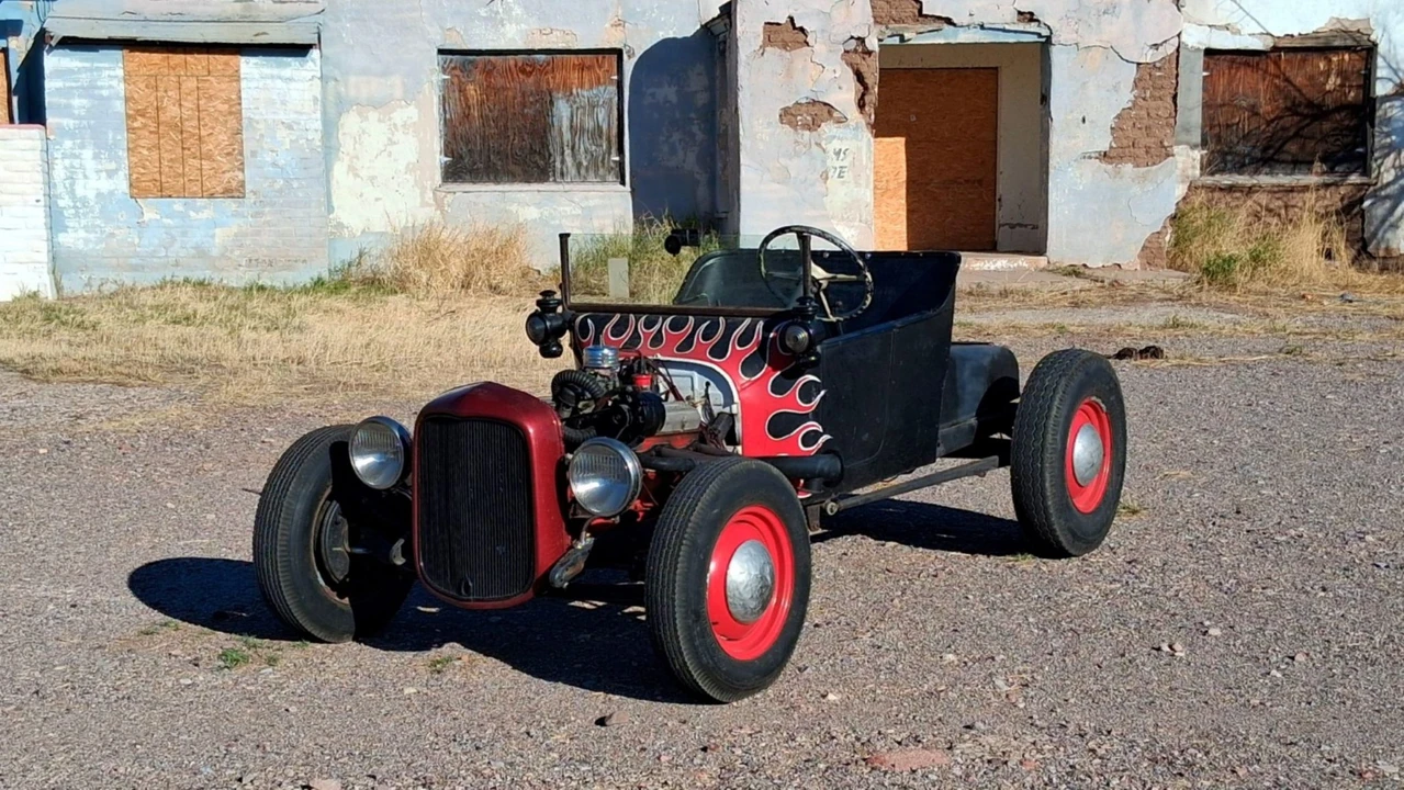 Ford Hot Rod - Image 6 of 31