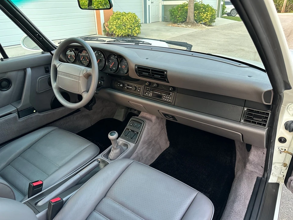 1993 Porsche 964 Carrera 4 - Image 18 of 31