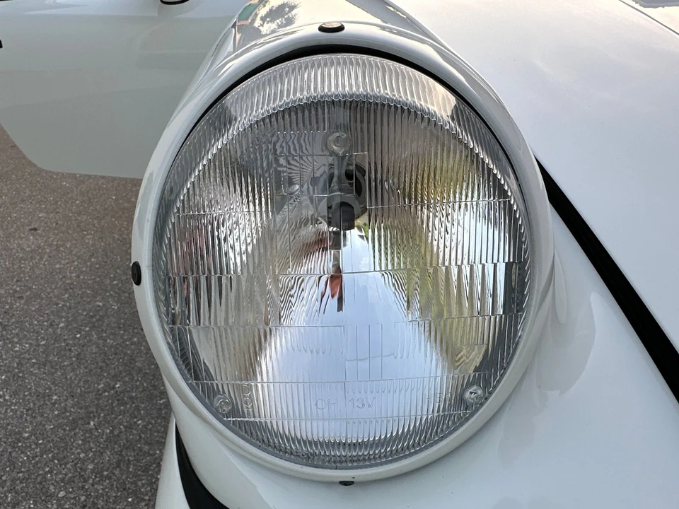 1993 Porsche 964 Carrera 4 - Image 30 of 31