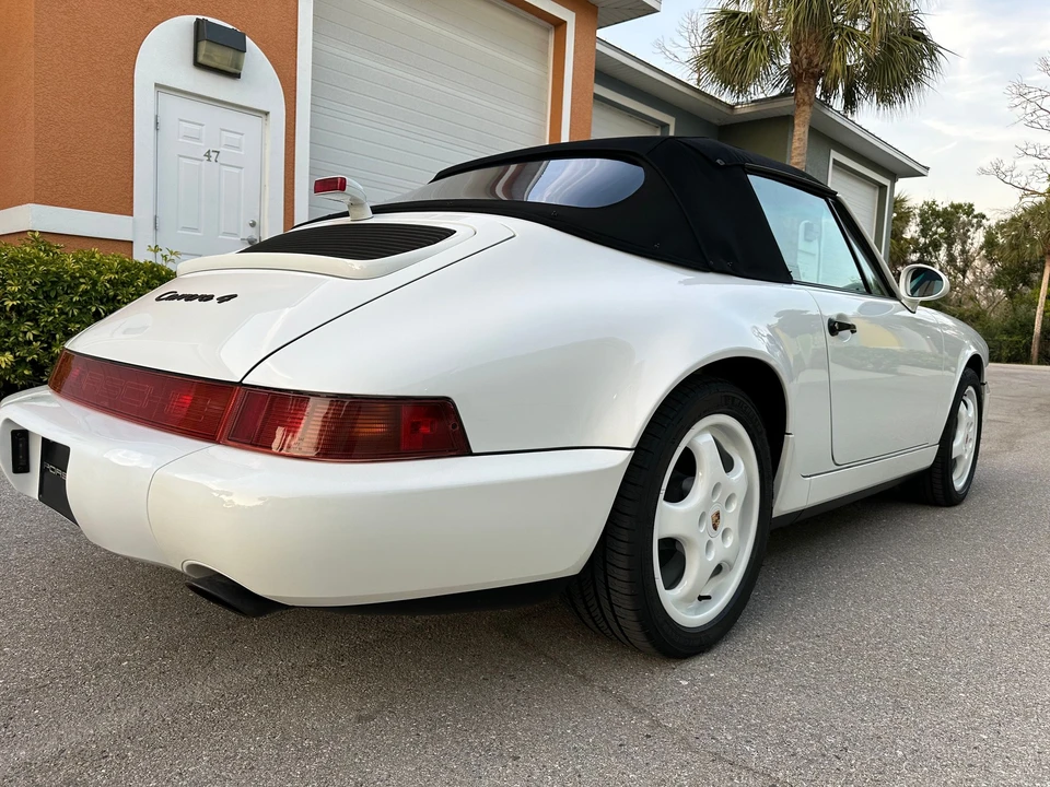 1993 Porsche 964 Carrera 4 - Image 11 of 31