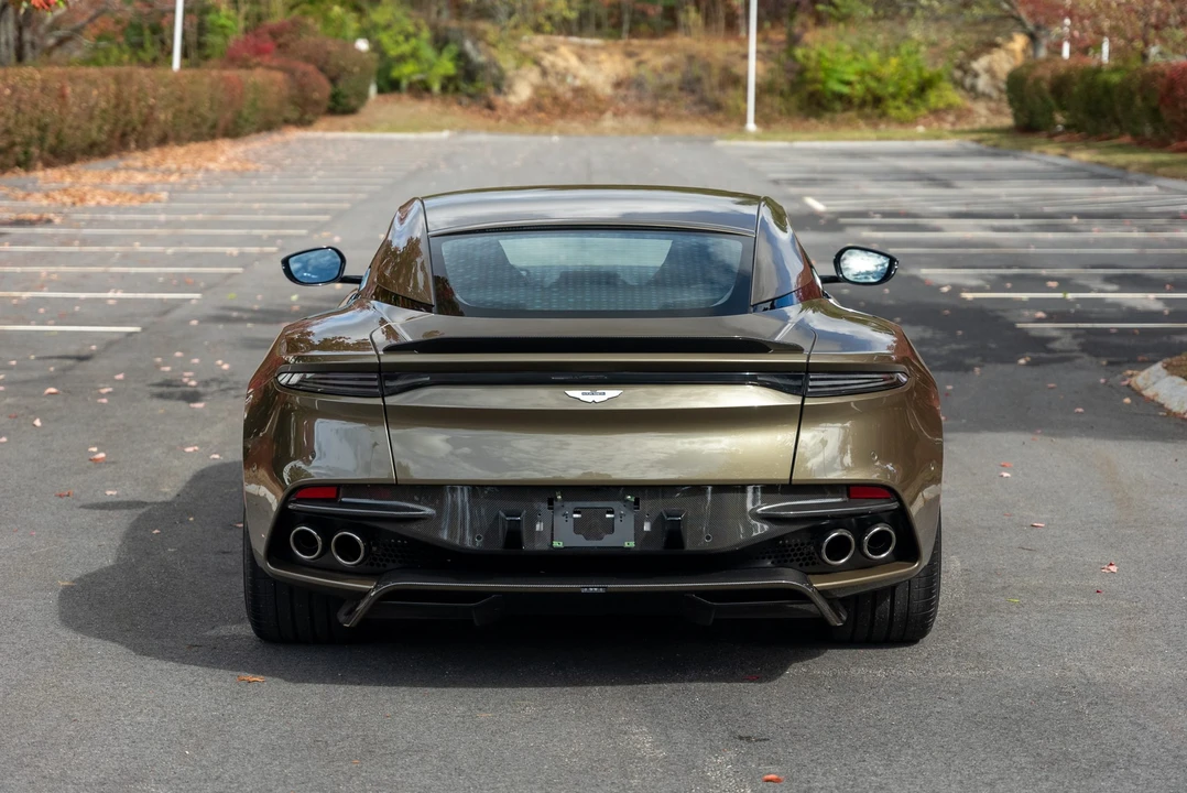 2020 Aston Martin DBS Superleggera - Image 9 of 31