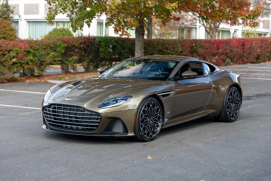 2020 Aston Martin DBS Superleggera - Image 3 of 31