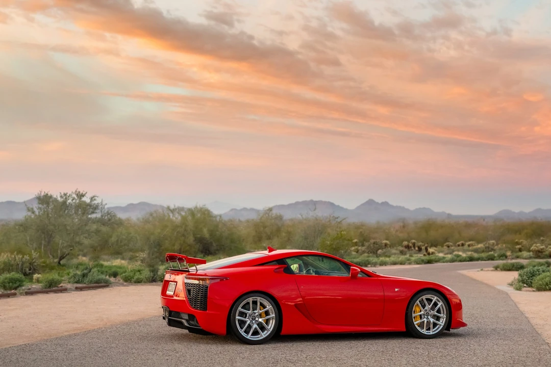 2012 Lexus LFA - Image 30 of 31