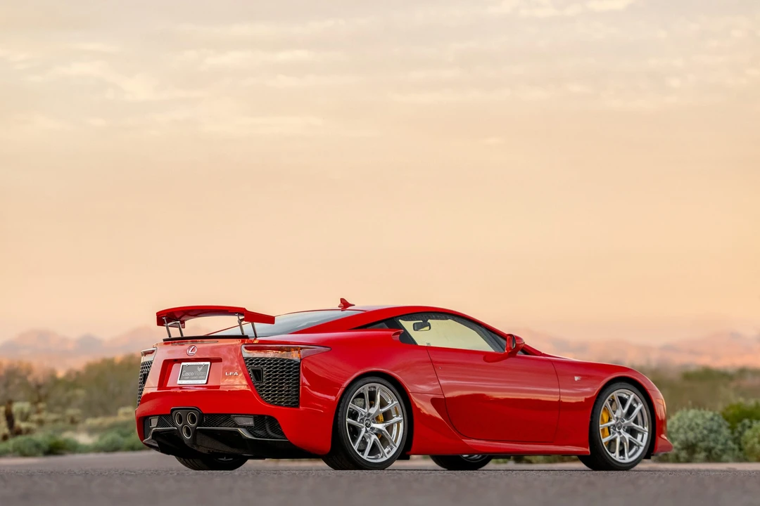 2012 Lexus LFA - Image 28 of 31