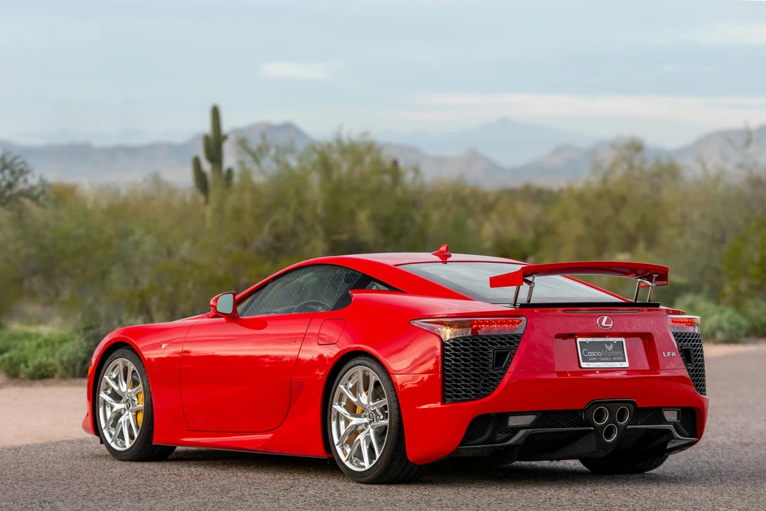 2012 Lexus LFA - Image 18 of 31