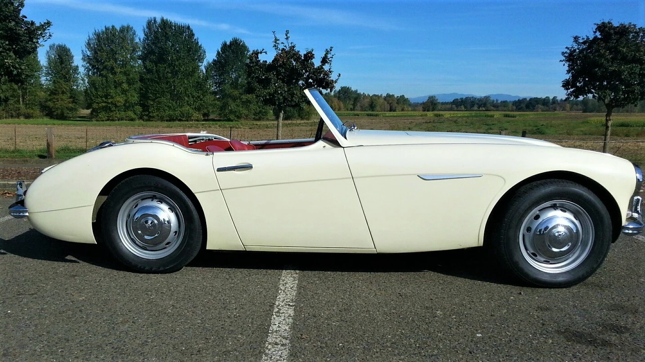 1960 Austin-Healey 3000 Mark I - Image 10 of 31