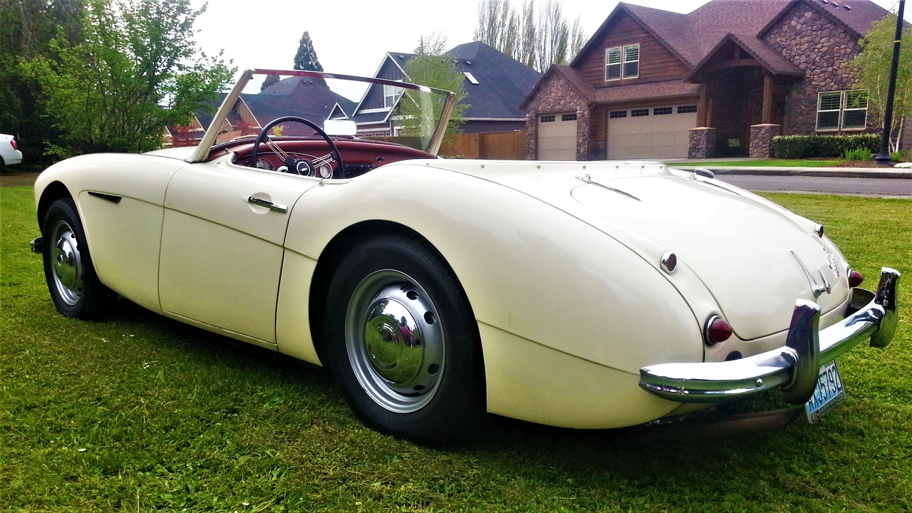 1960 Austin-Healey 3000 Mark I - Image 2 of 31