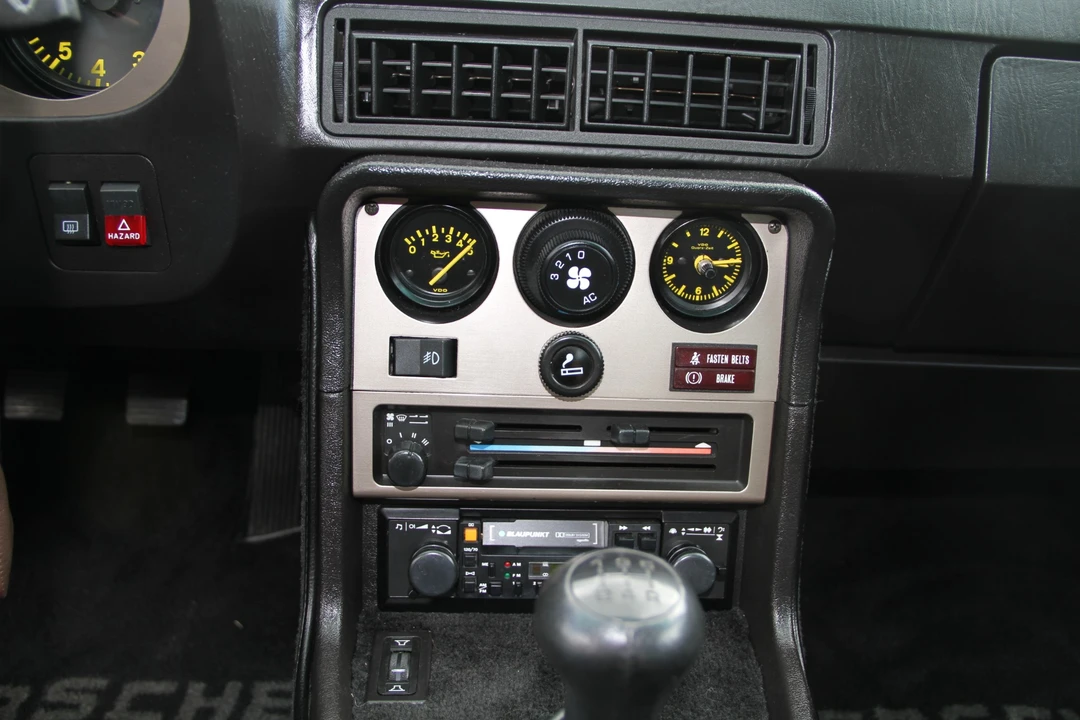 1983 Porsche 944 - Image 28 of 31