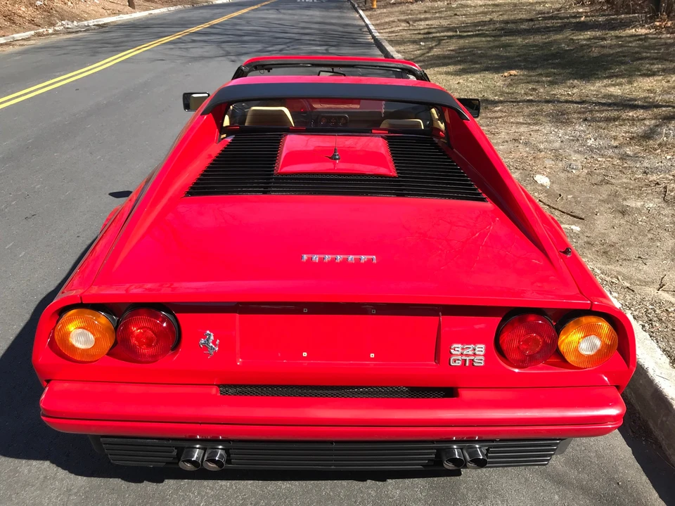 1986 Ferrari 328 GTS - Image 9 of 31