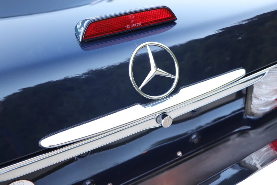 1988 Mercedes-Benz R107 SL-Class - Image 27 of 31