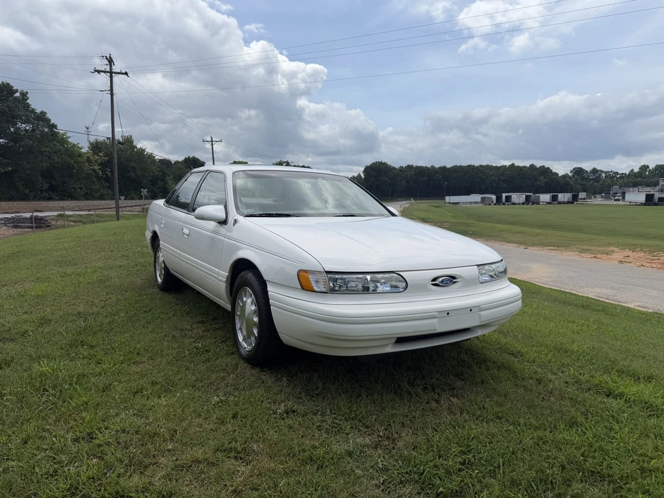 1994 Ford Taurus 2nd Gen - Image 8 of 31