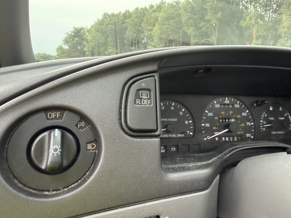 1994 Ford Taurus 2nd Gen - Image 31 of 31