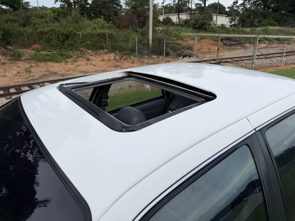 1994 Ford Taurus 2nd Gen - Image 19 of 31