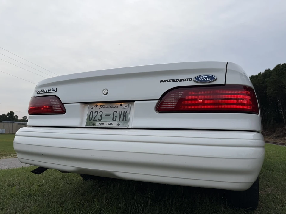 1994 Ford Taurus 2nd Gen - Image 5 of 31