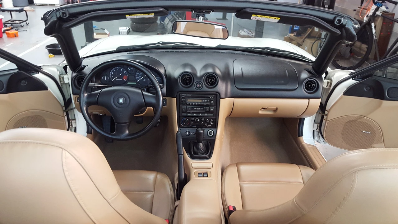 2000 Mazda NB MX-5 Miata - Image 20 of 31