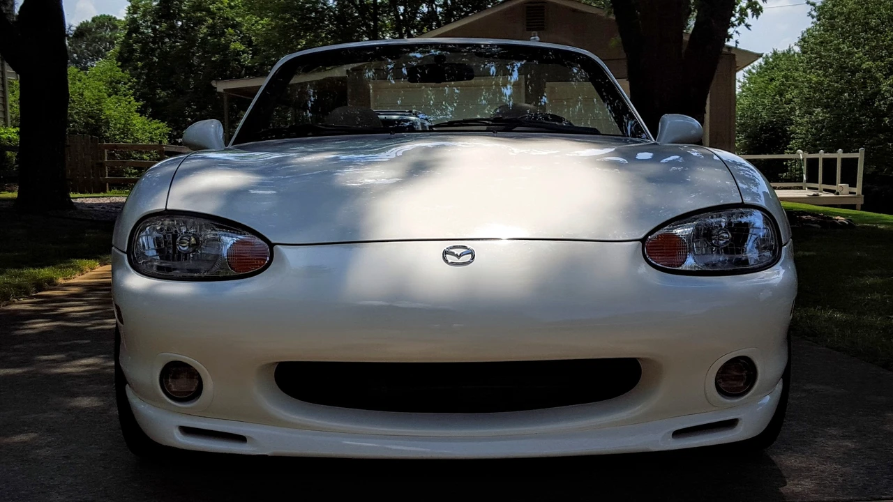 2000 Mazda NB MX-5 Miata - Image 5 of 31