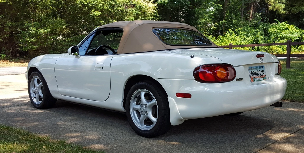 2000 Mazda NB MX-5 Miata - Image 15 of 31
