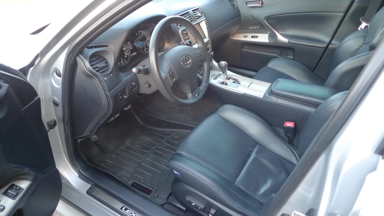 2008 Lexus IS F 2nd Gen - Image 9 of 31