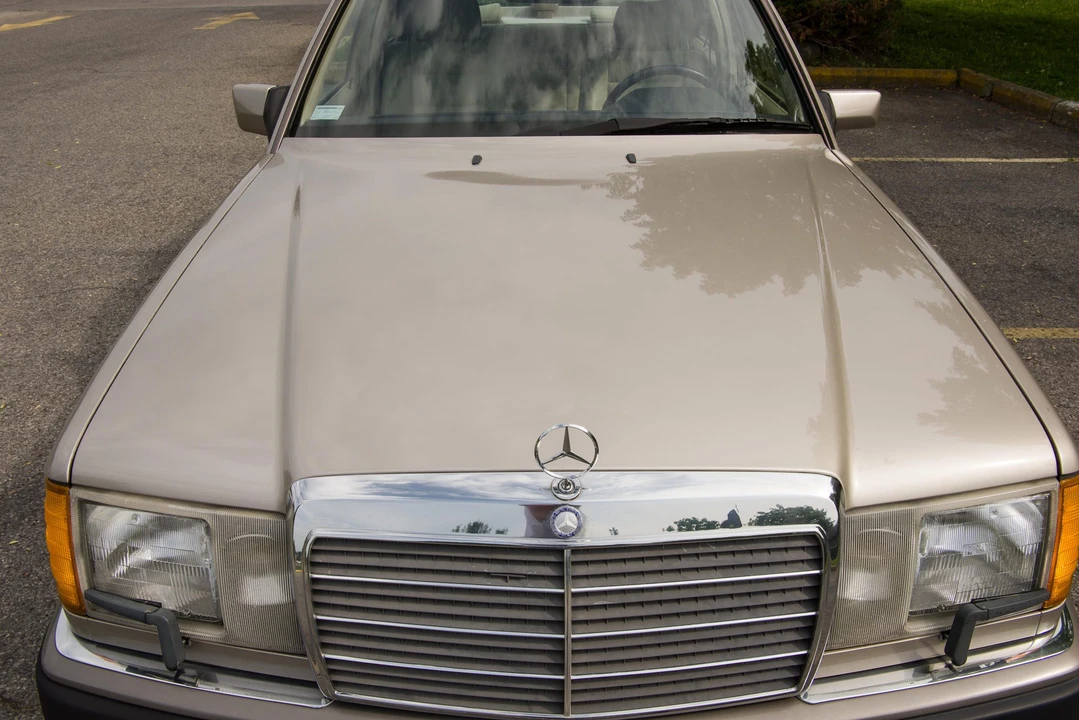 1990 Mercedes-Benz W124 E-Class - Image 15 of 31