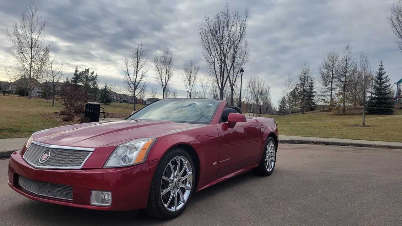 2008 Cadillac XLR-V - Image 6 of 31