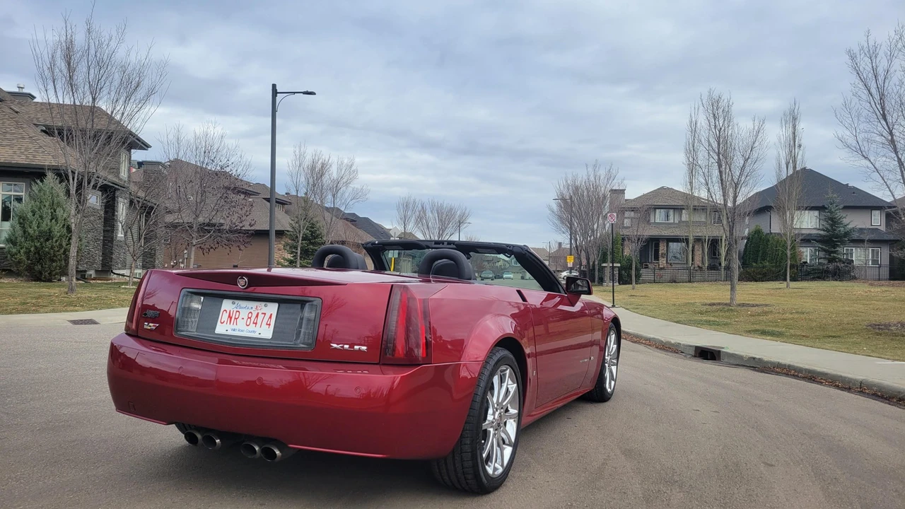 2008 Cadillac XLR-V - Image 9 of 31