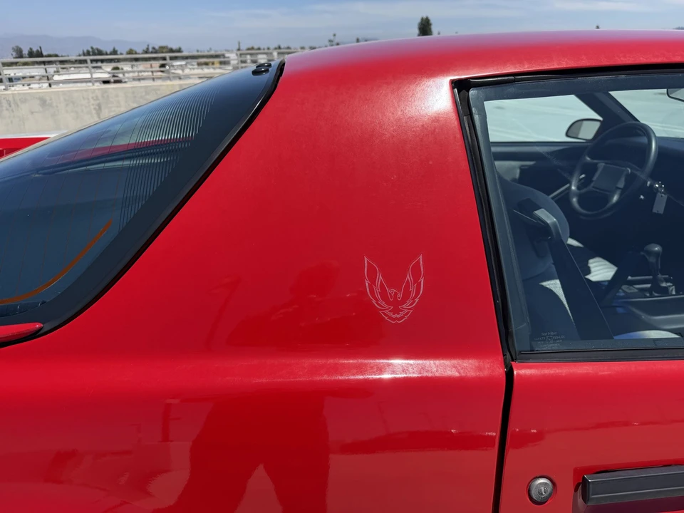 1988 Pontiac Firebird Trans Am 3rd Gen - Image 25 of 31