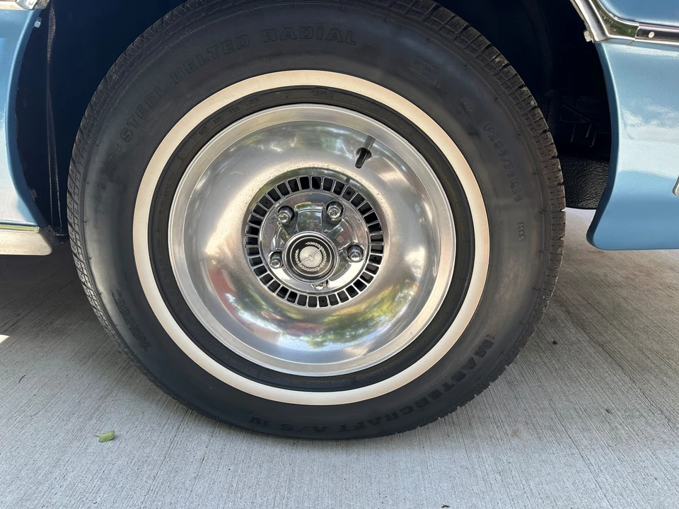 1972 Ford Thunderbird 5th Gen - Image 29 of 31