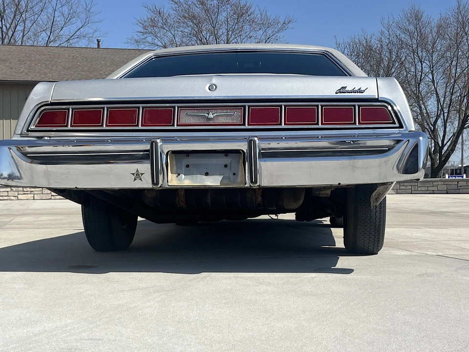 1976 Ford Thunderbird 6th Gen - Image 10 of 31
