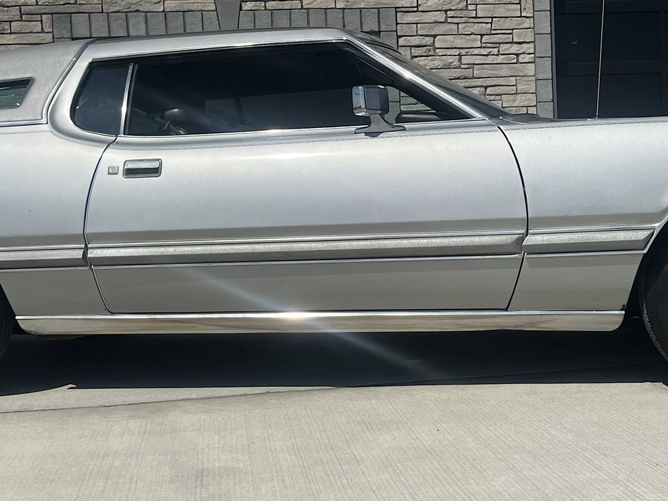 1976 Ford Thunderbird 6th Gen - Image 16 of 31