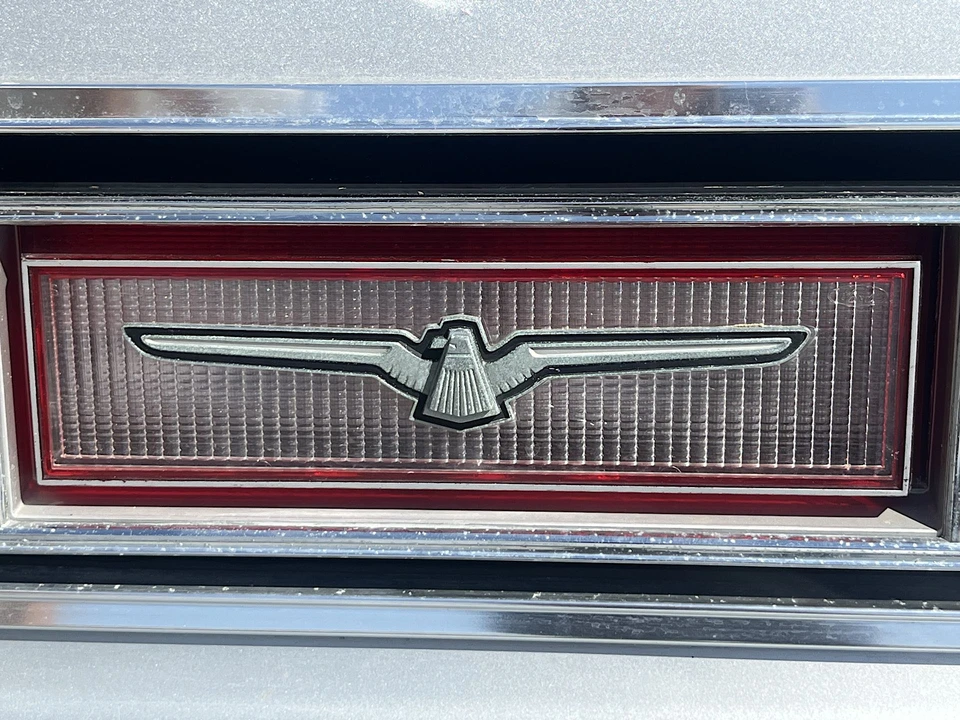 1976 Ford Thunderbird 6th Gen - Image 27 of 31