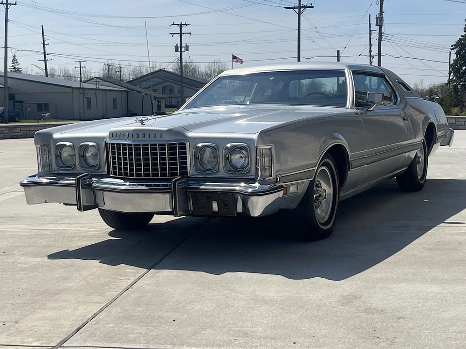1976 Ford Thunderbird 6th Gen - Image 3 of 31