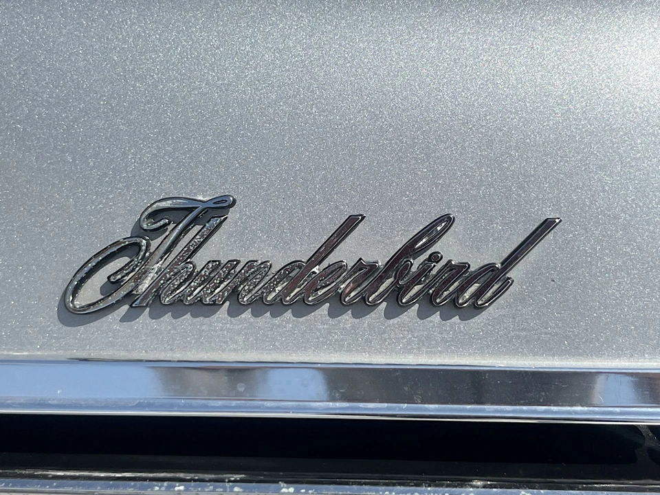 1976 Ford Thunderbird 6th Gen - Image 26 of 31