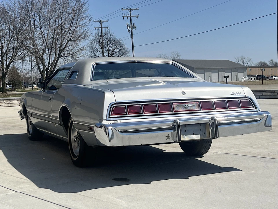 1976 Ford Thunderbird 6th Gen - Image 8 of 31